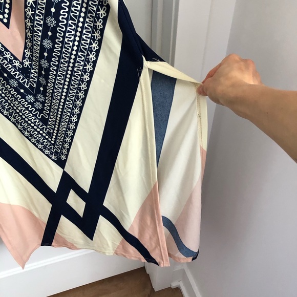 Sleeveless Maxi Dress - Picture 4 of 7